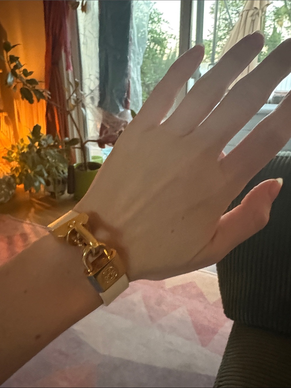 Tory Burch Gold Padlock Link Bracelet - Luxe Gold Tone